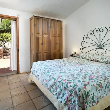 شقة فندقية Residenza Capriccioli 4*