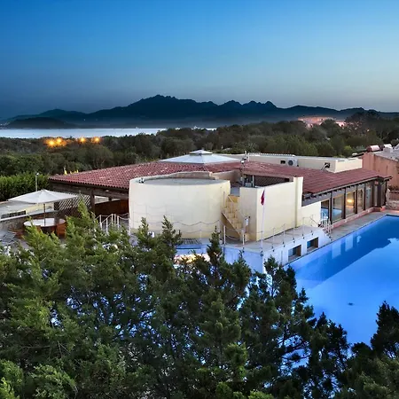 Residenza Capriccioli 4*