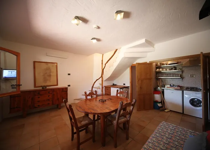 Residenza Capriccioli Aparthotel 3*