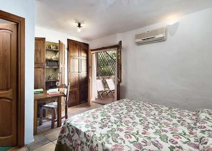 Residenza Capriccioli Aparthotel 4*